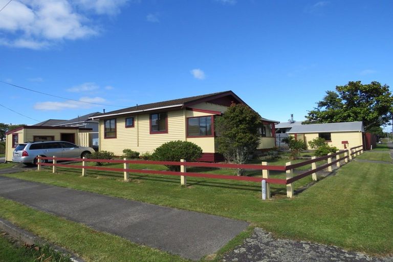 Photo of property in 20 Bentham Street, Westport, 7825