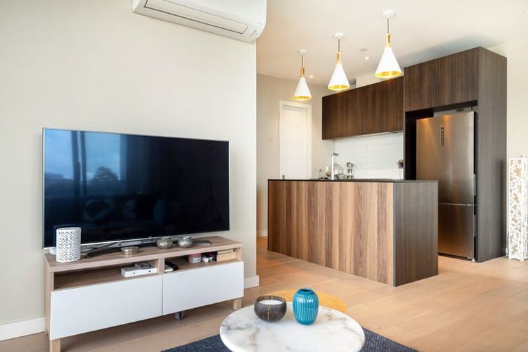 Photo of property in 302/28 Killarney Street, Takapuna, Auckland, 0622