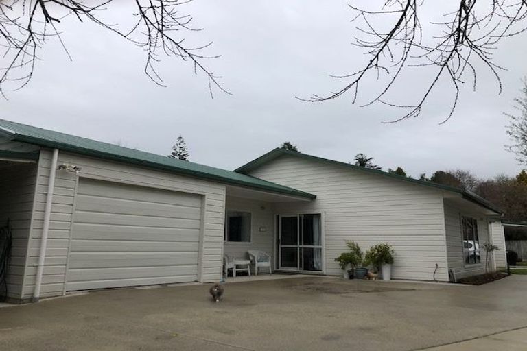 Photo of property in 15 Jordan Place, Tirau, 3410