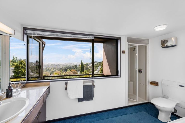 Photo of property in 3 Stambridge Place, Cashmere, Christchurch, 8022