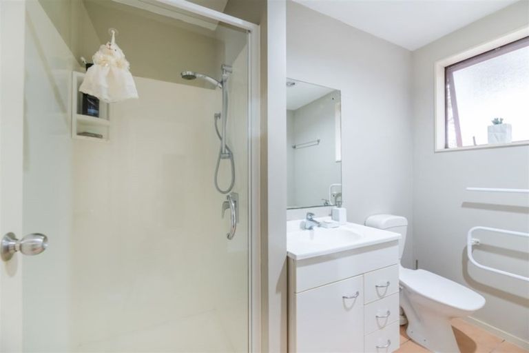 Photo of property in 57 Woodbank Drive, Glen Eden, Auckland, 0602