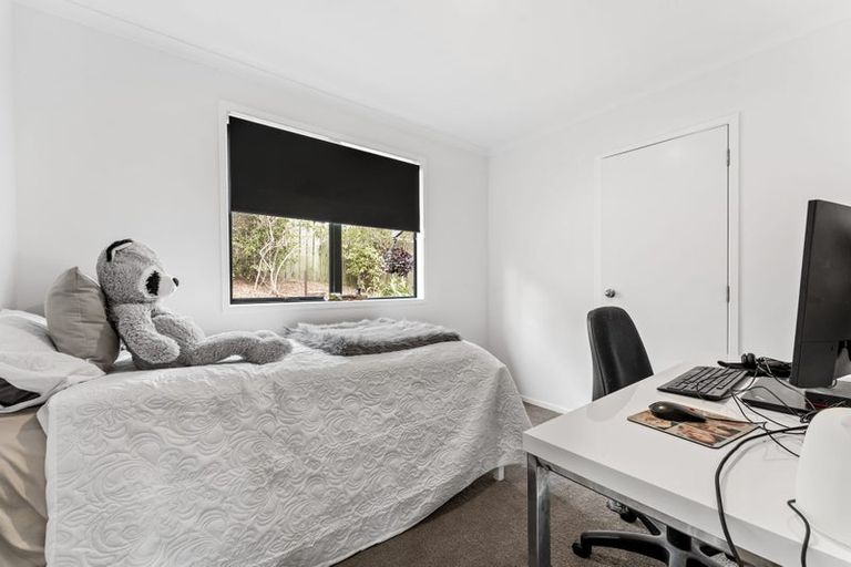 Photo of property in 7 Hawaiian Parade, Arkles Bay, Whangaparaoa, 0932