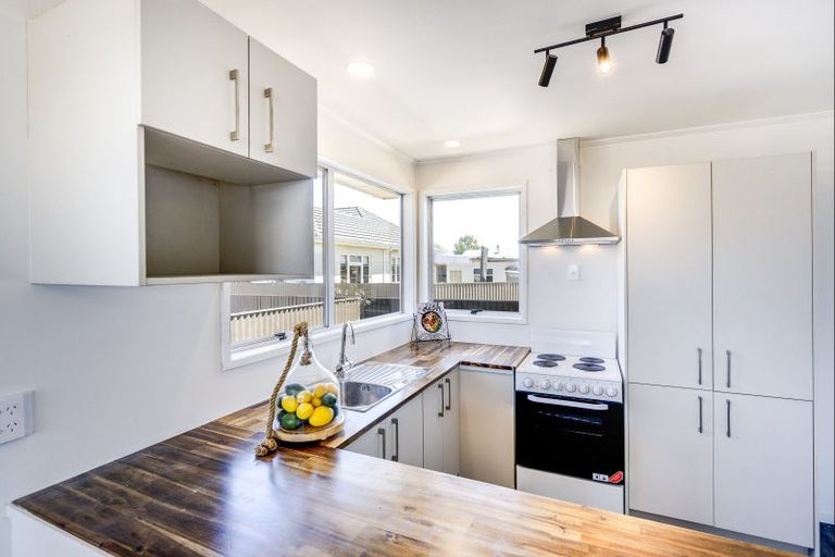 Photo of property in 113a Stortford Street, Saint Leonards, Hastings, 4120