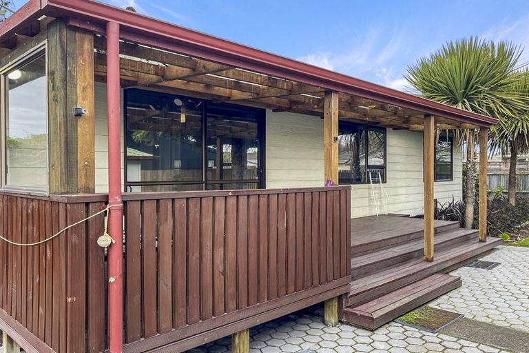 Photo of property in 102a Amyes Road, Hornby, Christchurch, 8042