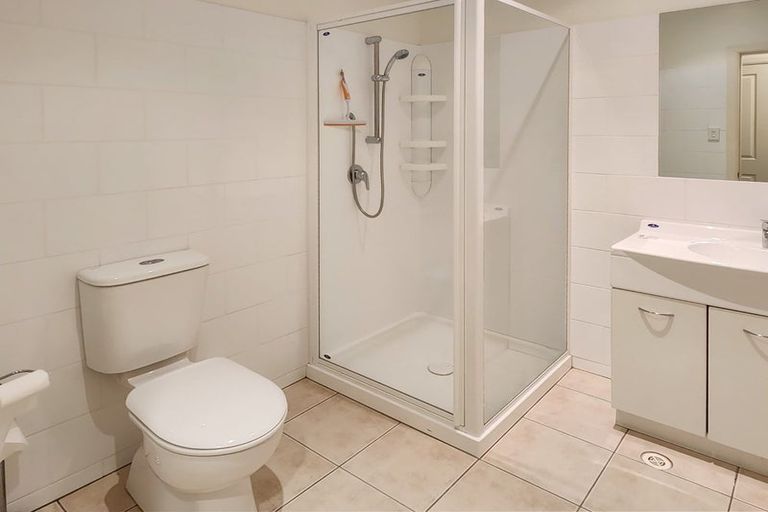 Photo of property in 40 Futuna Close, Karori, Wellington, 6012