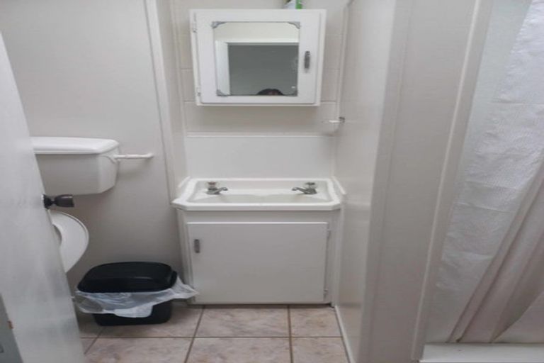 Photo of property in 5/23 Orams Road, Hillpark, Auckland, 2102