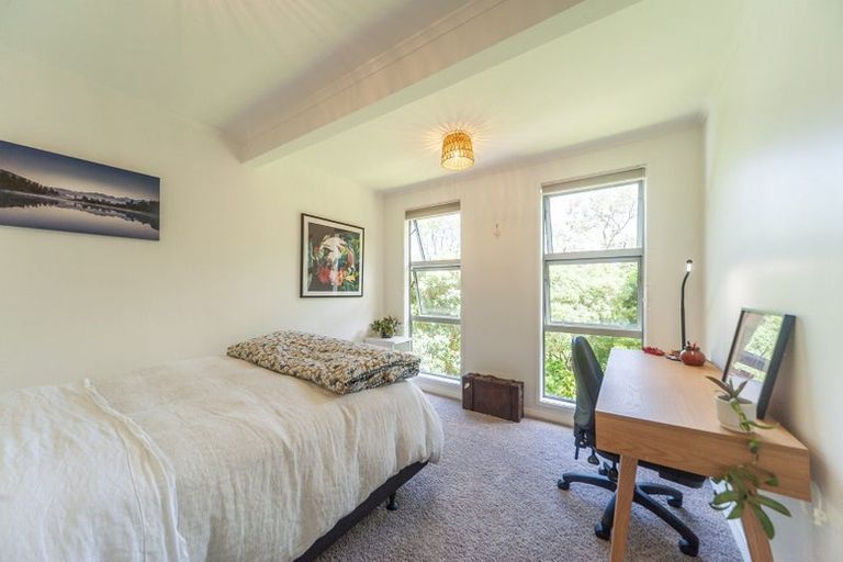 Photo of property in 21 Nevay Road, Miramar, Wellington, 6022