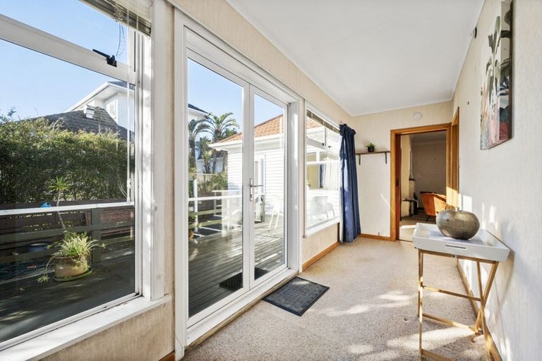 Photo of property in 13 Fife Lane, Miramar, Wellington, 6022