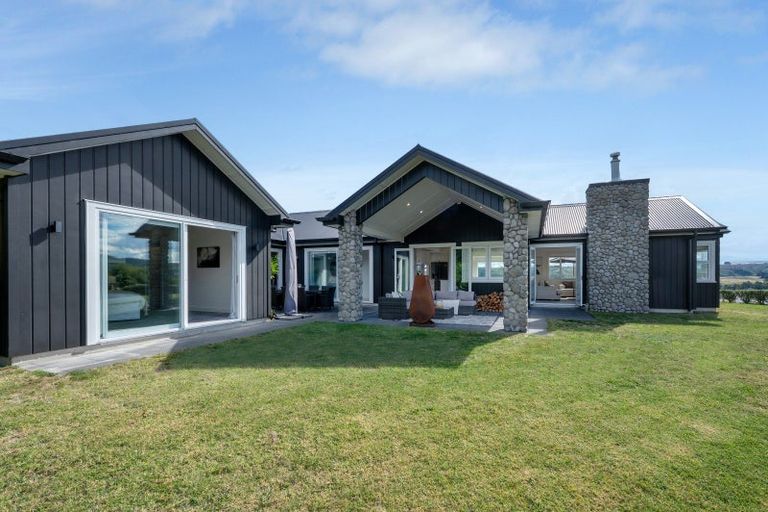 Photo of property in 4 Harrier Lane, Kinloch, Taupo, 3377