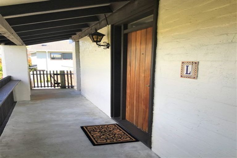 Photo of property in 141l Churton Drive, Churton Park, Wellington, 6037