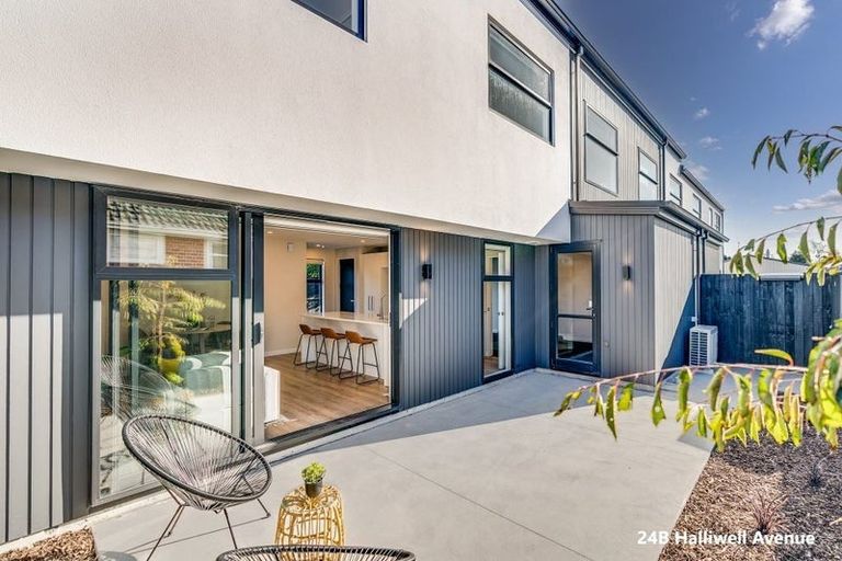 Photo of property in 24a Halliwell Avenue, Papanui, Christchurch, 8052
