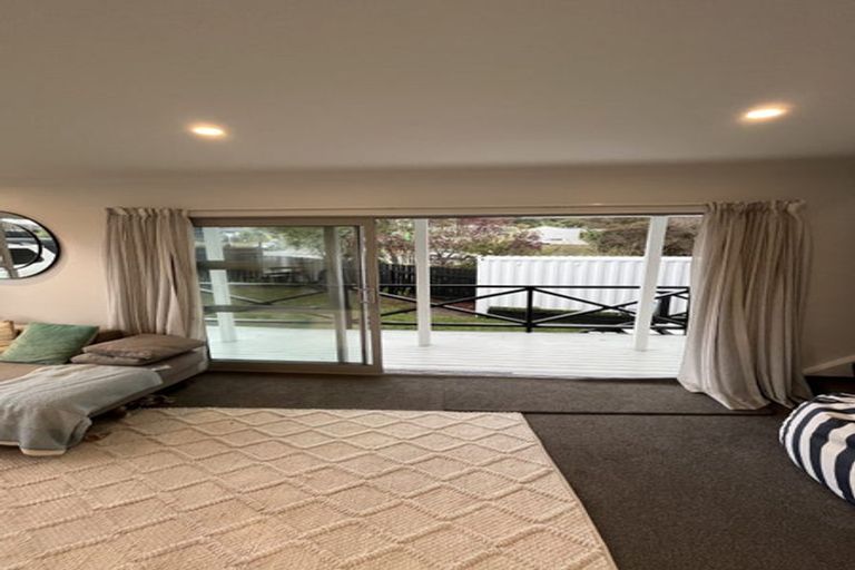 Photo of property in 1/8 Azimuth Place, Whitby, Porirua, 5024