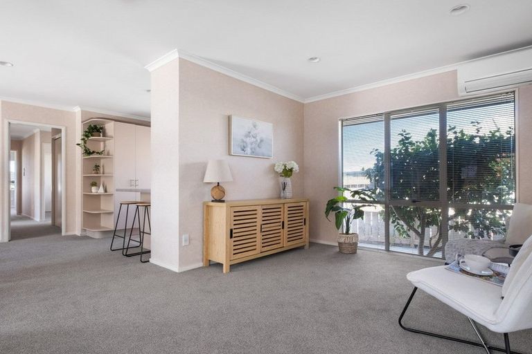 Photo of property in 6 Golden Heights, Hairini, Tauranga, 3112