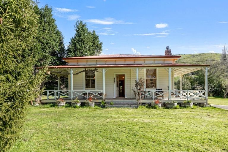 Photo of property in 1637 Dovedale Road, Thorpe, Wakefield, 7096