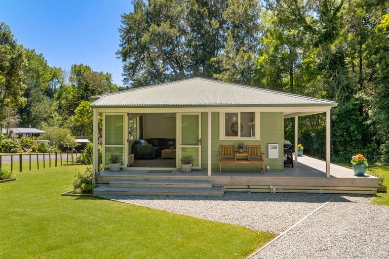 Photo of property in 74 Endcliffe Road, Kaiti, Gisborne, 4010
