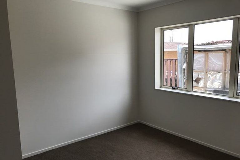 Photo of property in 1/89a Victoria Road, Papatoetoe, Auckland, 2025