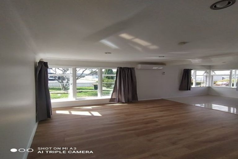 Photo of property in 19 Fleming Street, Manurewa East, Auckland, 2102
