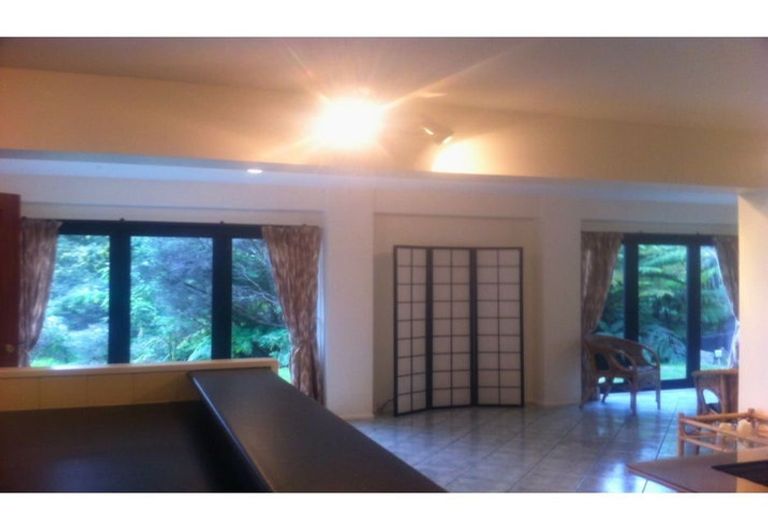 Photo of property in 159 Vaughans Road, Okura, Albany, 0792