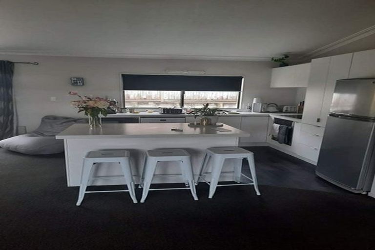 Photo of property in 21 Barbara Grove, Papamoa Beach, Papamoa, 3118