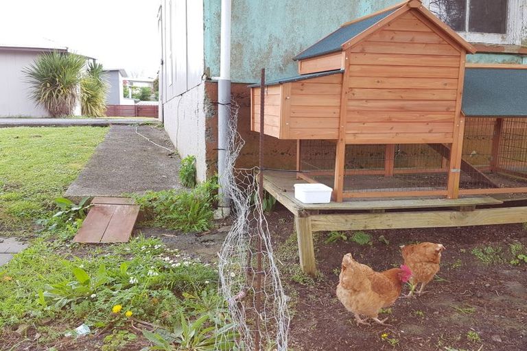 Photo of property in 28 Harrisville Road, Tuakau, 2121