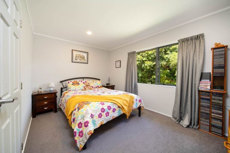 Photo of property in 8 Vera Heights, Maungakaramea, Whangarei, 0178