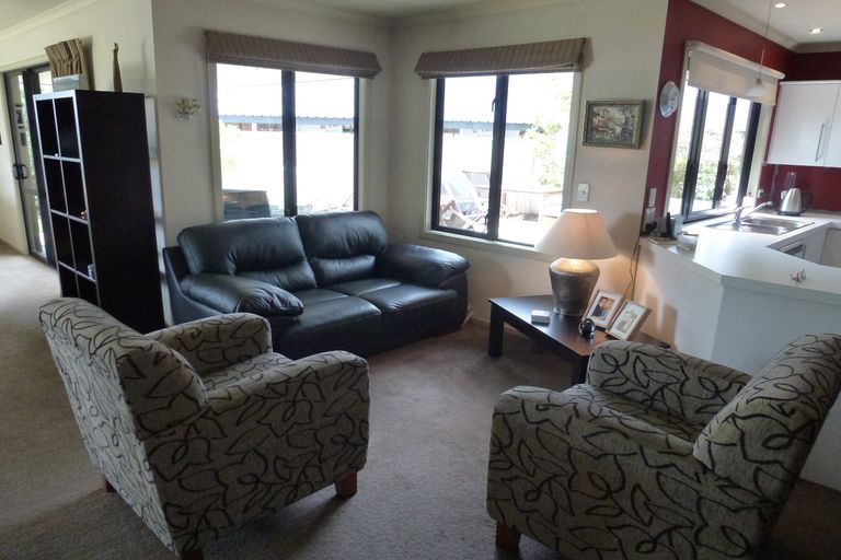 Photo of property in 18 Walnut Grove, Alexandra, 9320