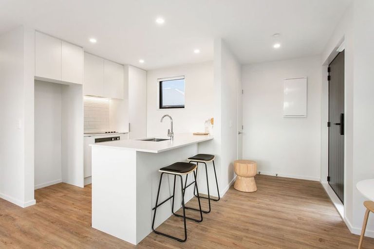 Photo of property in 1/18 Meadowville Avenue, Spreydon, Christchurch, 8024