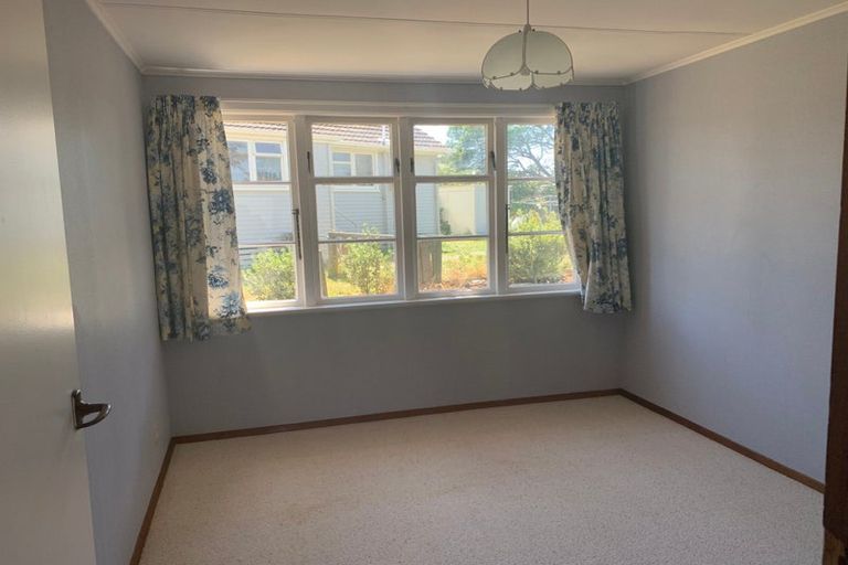 Photo of property in 2 Gordon Crescent, Marton, 4710