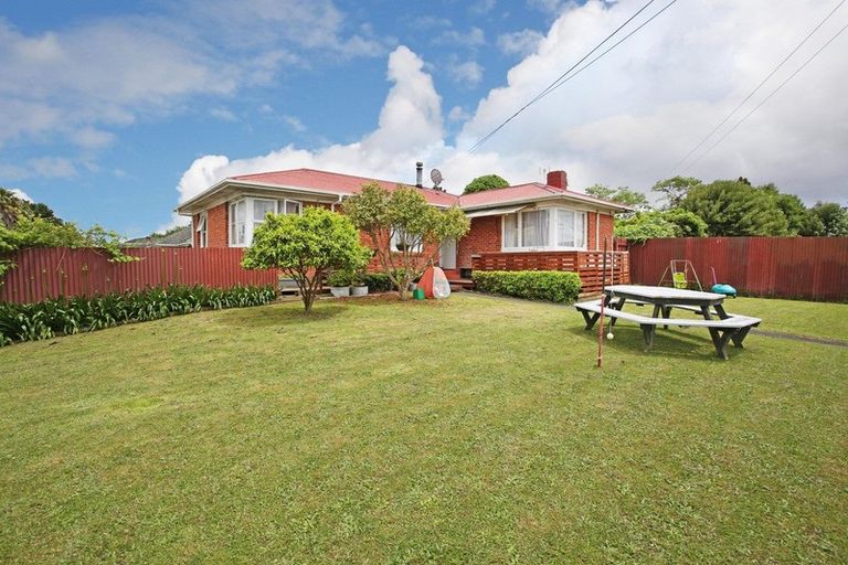 Photo of property in 3 Valentine Street, Papakura, 2110