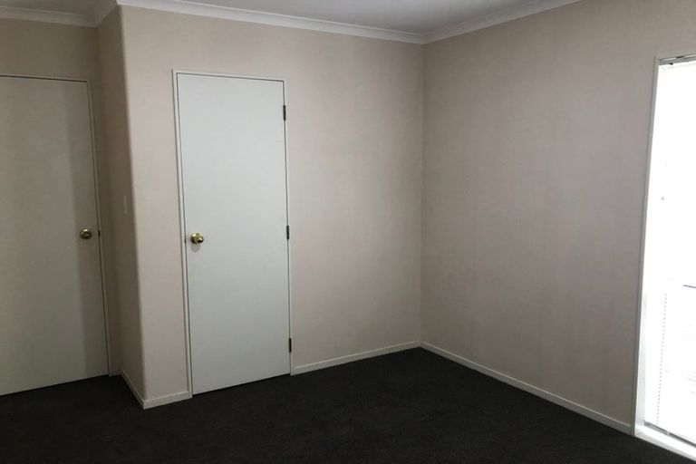 Photo of property in 1/58 Rodney Street, Howick, Auckland, 2014