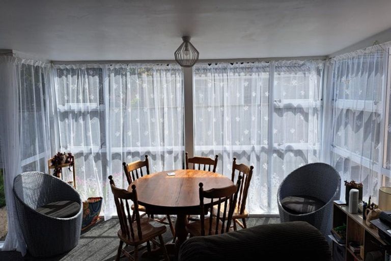 Photo of property in 3 Rosebank Avenue, Avalon, Lower Hutt, 5011