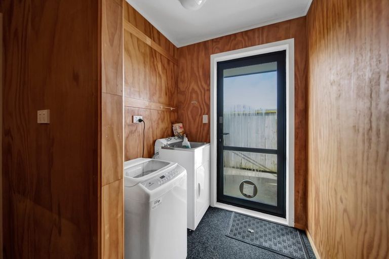 Photo of property in 10d Campbell Street, Hawera, 4610