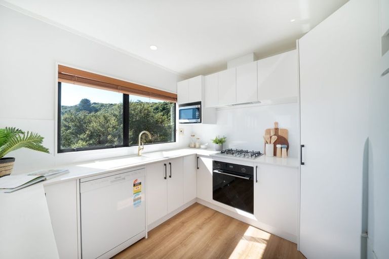 Photo of property in 2 Cromarty Place, Papakowhai, Porirua, 5024