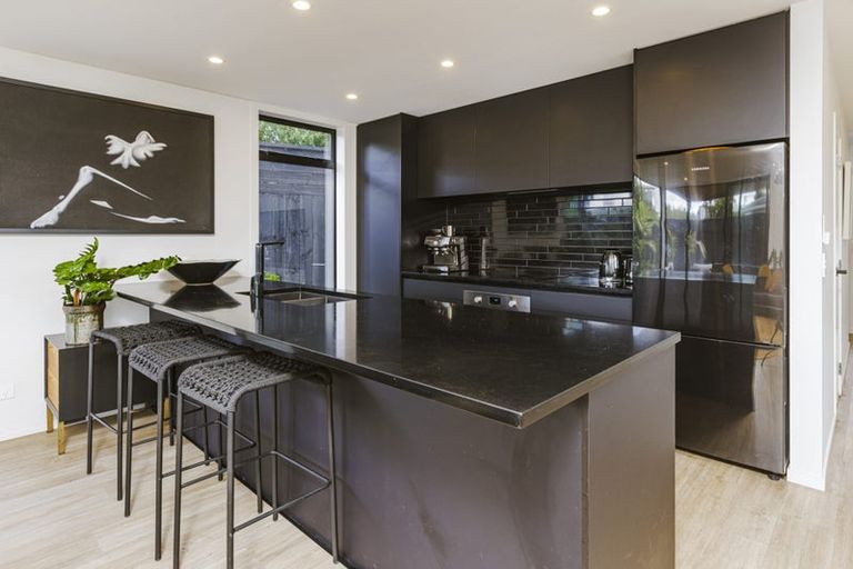 Photo of property in 15c Helga Crescent, Te Atatu Peninsula, Auckland, 0610