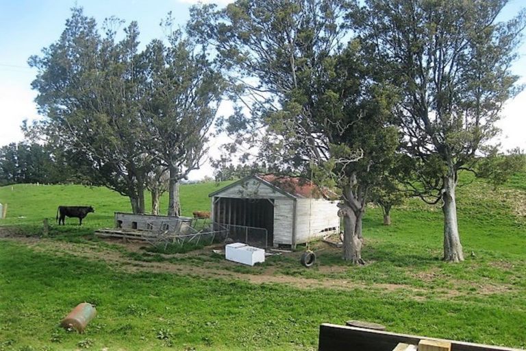 Photo of property in 395 Tataramoa Road, Matamau, Dannevirke, 4977