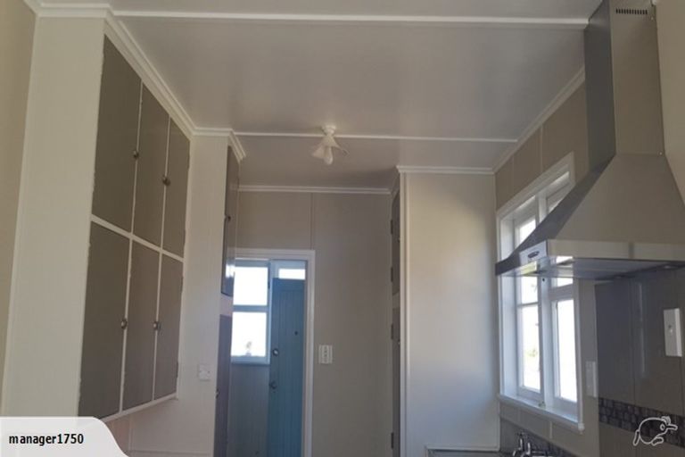 Photo of property in 84 Swiss Avenue, Gonville, Whanganui, 4501