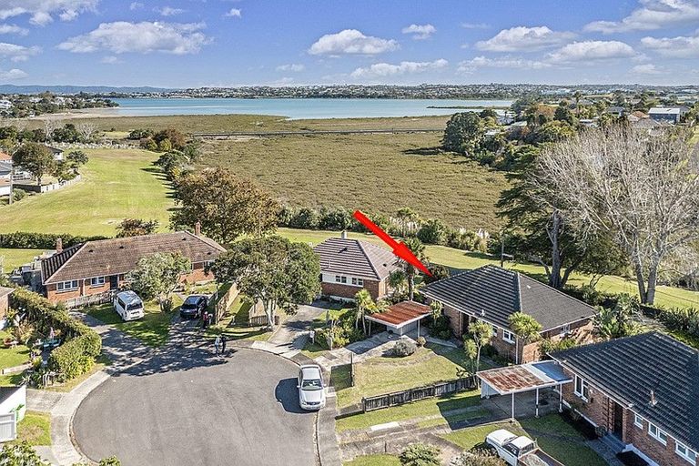 Photo of property in 24 Philomel Crescent, Bayswater, Auckland, 0622