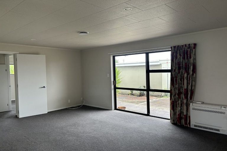 Photo of property in 75b Romilly Street, Westport, 7825