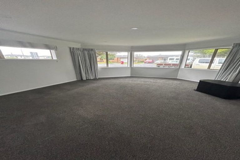 Photo of property in 26 Moenui Avenue, Orewa, 0931