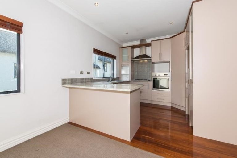 Photo of property in 13 St Johns Road, Saint Johns, Auckland, 1072