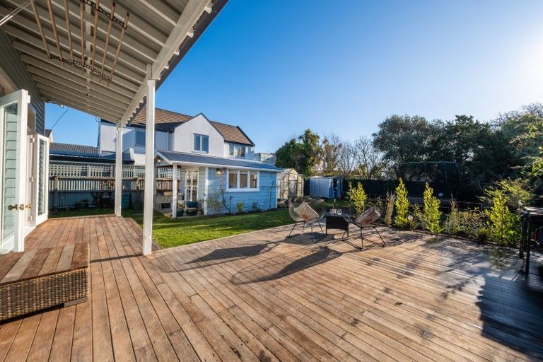 Photo of property in 81 Knowles Street, St Albans, Christchurch, 8052