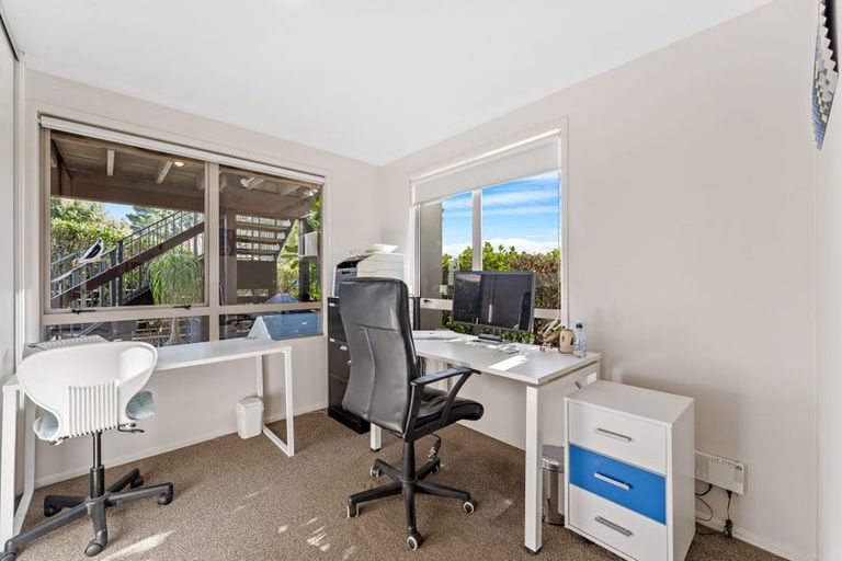 Photo of property in 125 Alec Craig Way, Gulf Harbour, Whangaparaoa, 0930