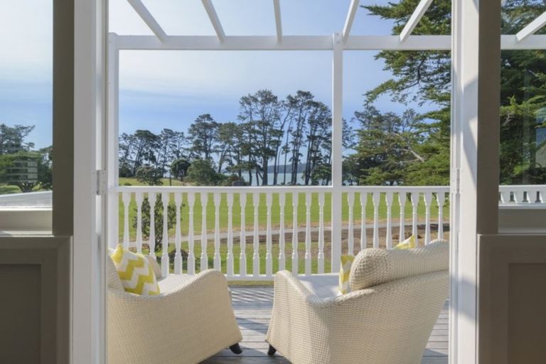 Photo of property in 505c Point Chevalier Road, Point Chevalier, Auckland, 1022