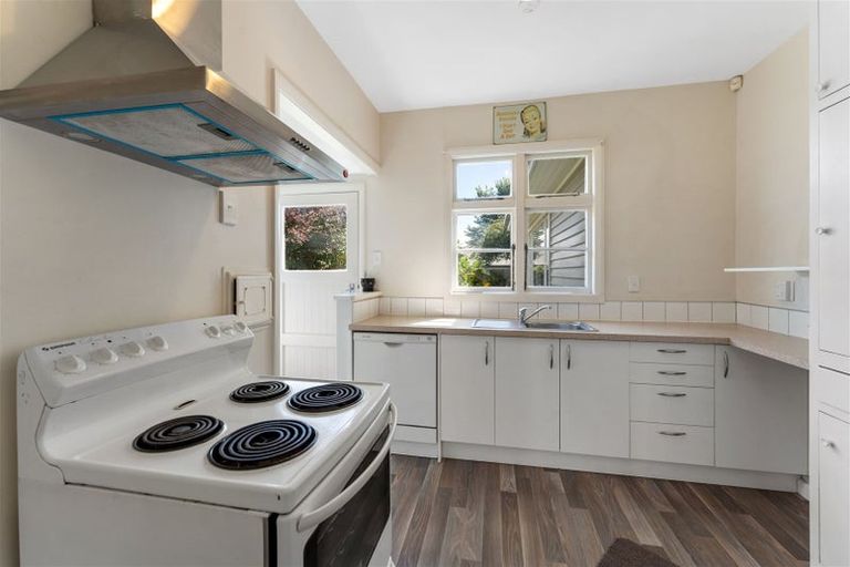 Photo of property in 71 Glandovey Road, Fendalton, Christchurch, 8052