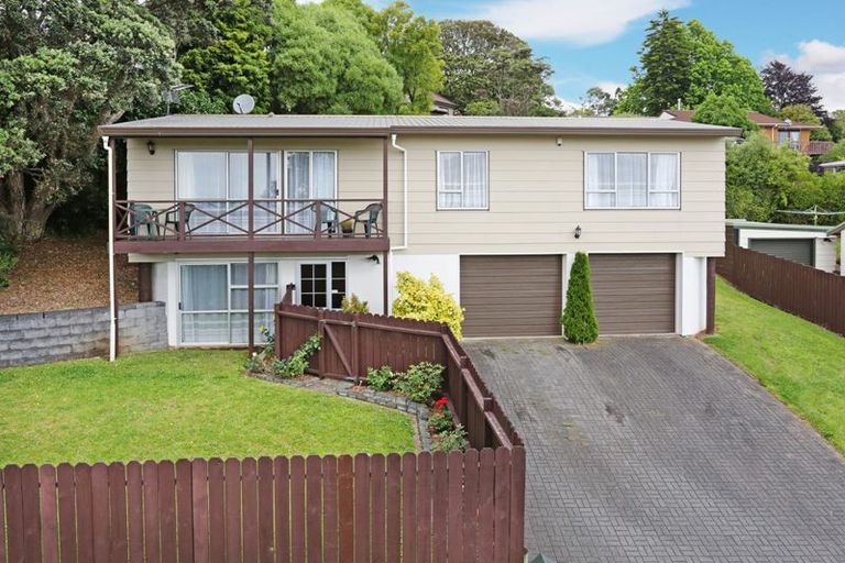 Photo of property in 38 Barberton Terrace, Red Hill, Papakura, 2110