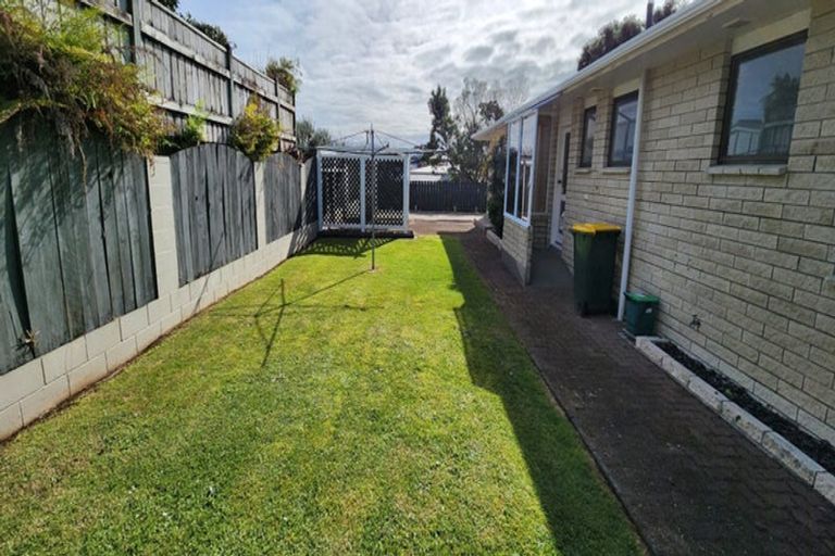 Photo of property in 17 Antonia Place, Bell Block, New Plymouth, 4312