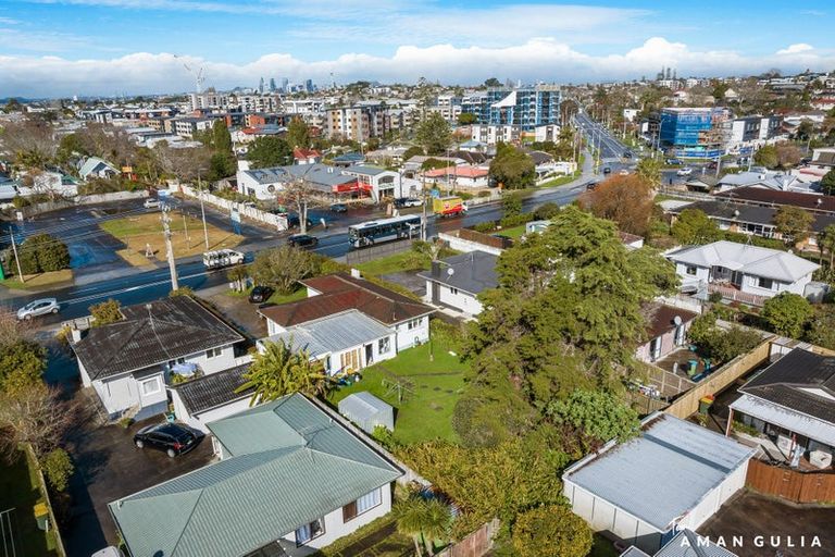 Photo of property in 53 Northcote Road, Northcote, Christchurch, 8052