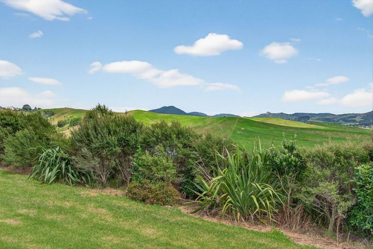 Photo of property in 89 Brown Road, Hakaru, Kaiwaka, 0573