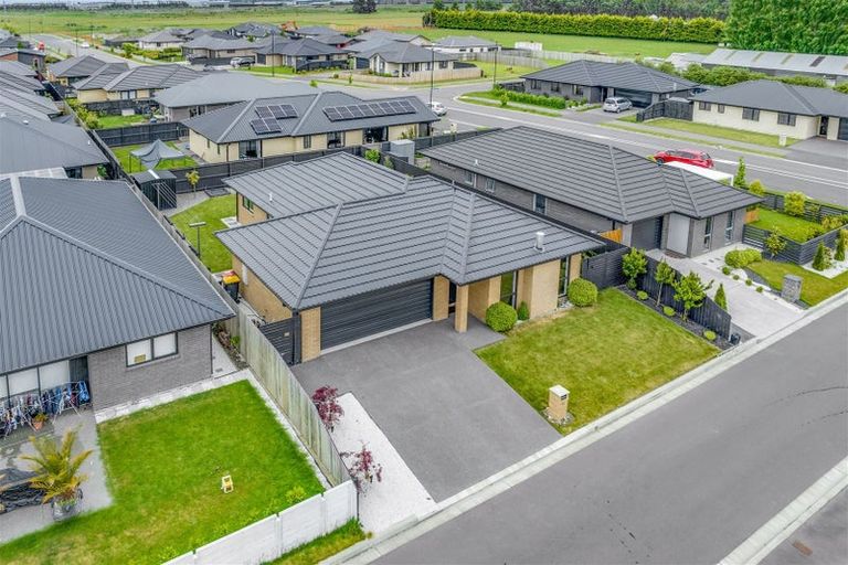 Photo of property in 4 Arabella Crescent, Yaldhurst, Christchurch, 8042