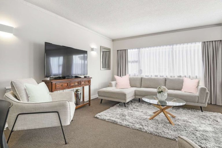 Photo of property in 1055 Pukaki Street, Rotorua, 3010